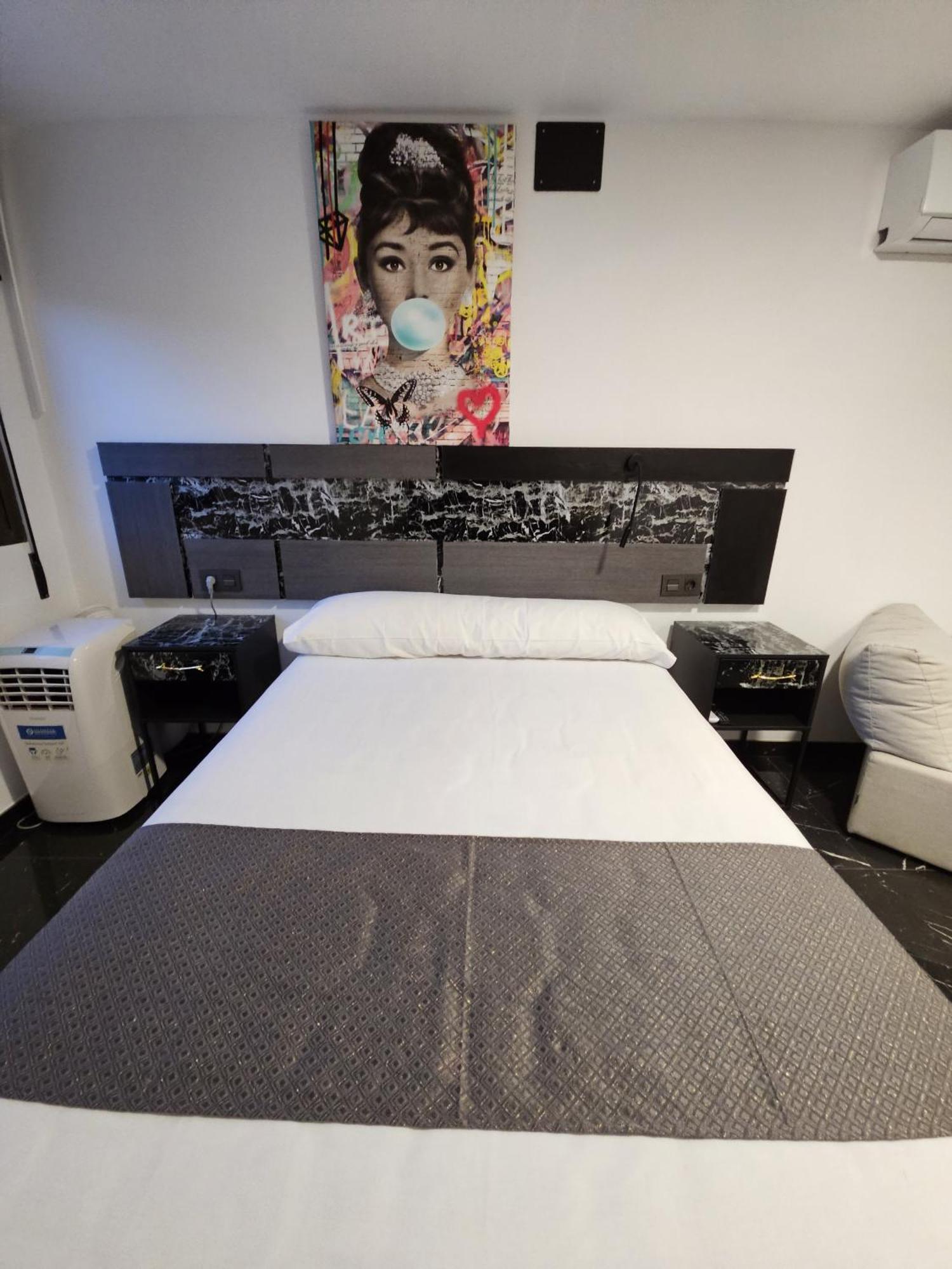 Apartamentos Benidorm Black Buitenkant foto